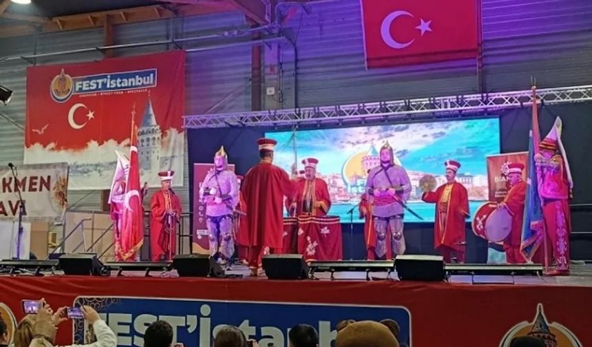 Bursa'nın Mehter Takımı Paris'te!