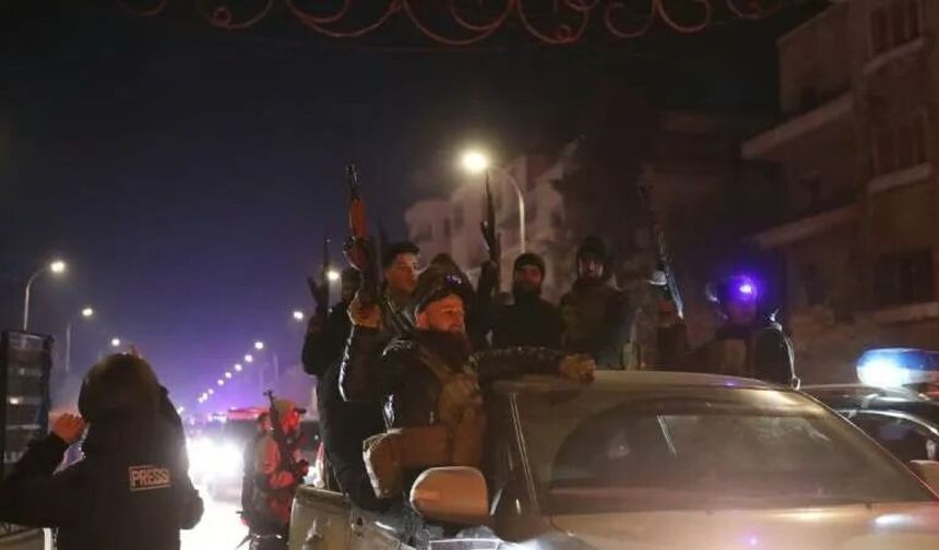 Şam, Halep'te 'tek taraflı ateşkes' ilan etti