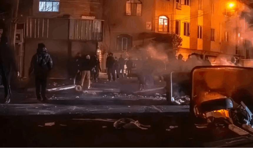 İran'da ölü sayısı 3 bin 308'e yükseldi