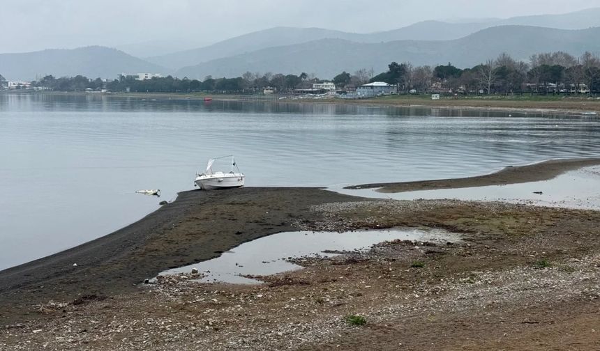 İznik Gölü alarm veriyor