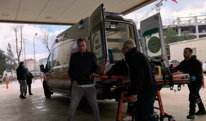 Bursa’da motosikletler kafa kafaya çarpıştı!