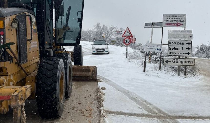 Nilüfer'de yoğun kar mesaisi