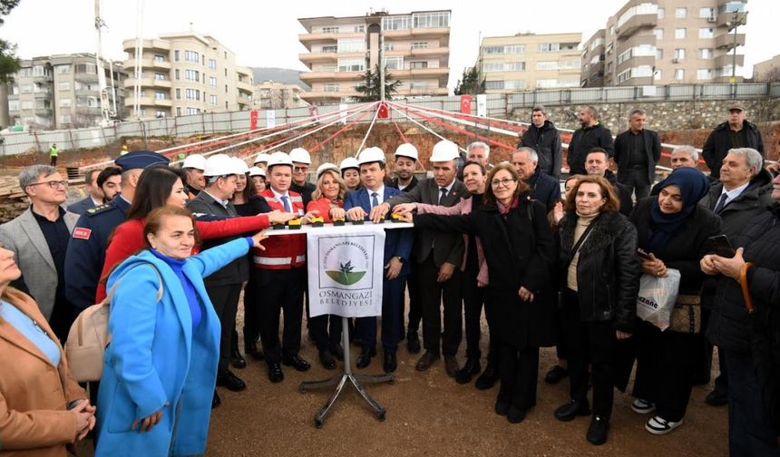 Osmangazi'ye çifte hizmet