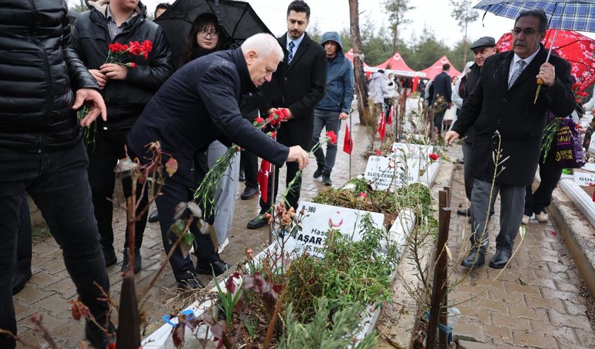 Başkan Bozbey, deprem bölgesinde