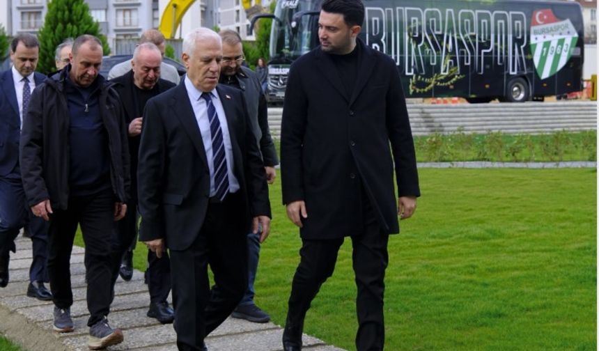 Başkan Bozbey’den Bursaspor’a ziyaret