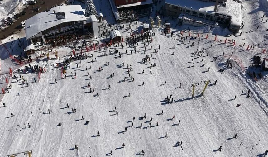 Sömestirde Uludağ’a tatilci akını!