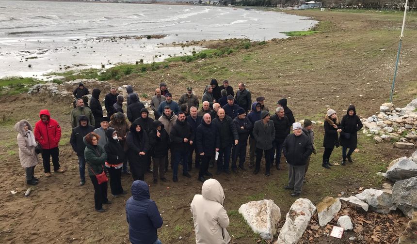 İznik Gölü'nde su protestosu