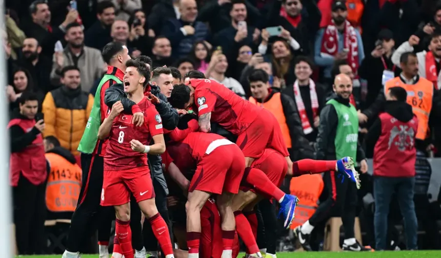 A Milliler play-off finaline yükseldi!