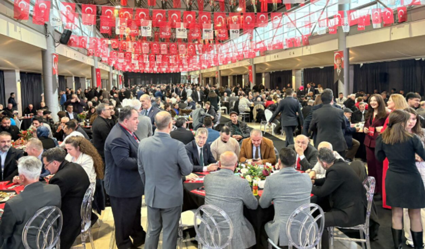 CHP Bursa bayramlaşmasına büyük katılım