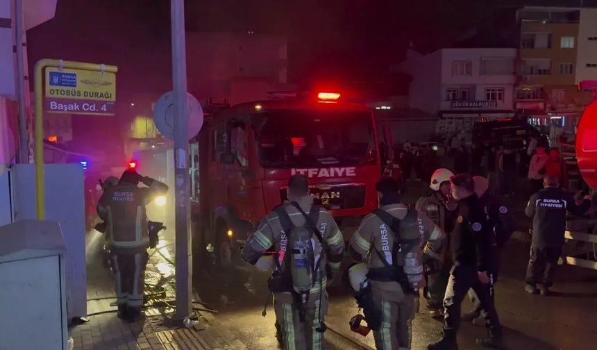 Gece yarısı korkutan yangın!