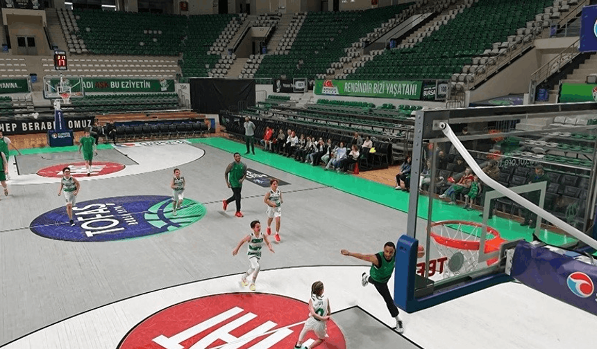 Bursaspor’un devlerini minikler terletti