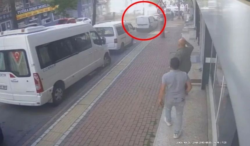 BURSA'DA CADDE ÜZERİNDE ZİNCİRLEME KAZA!
