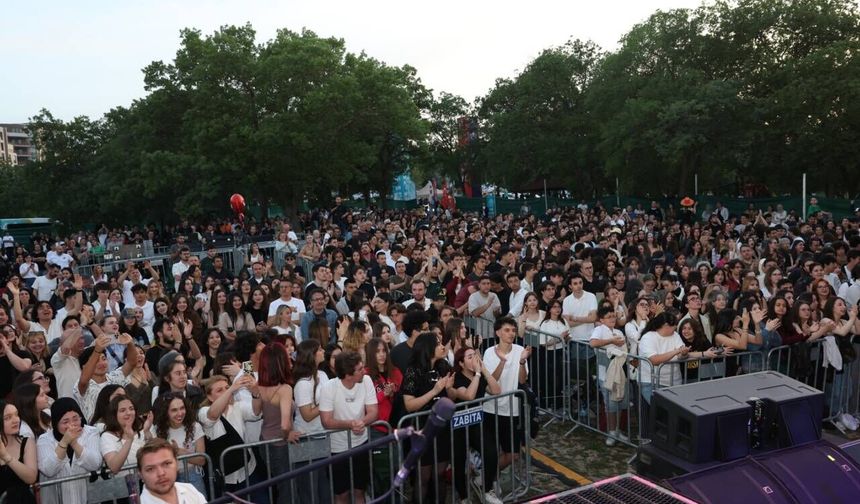 BURSA’DA FESTİVAL GİBİ YARIŞMA