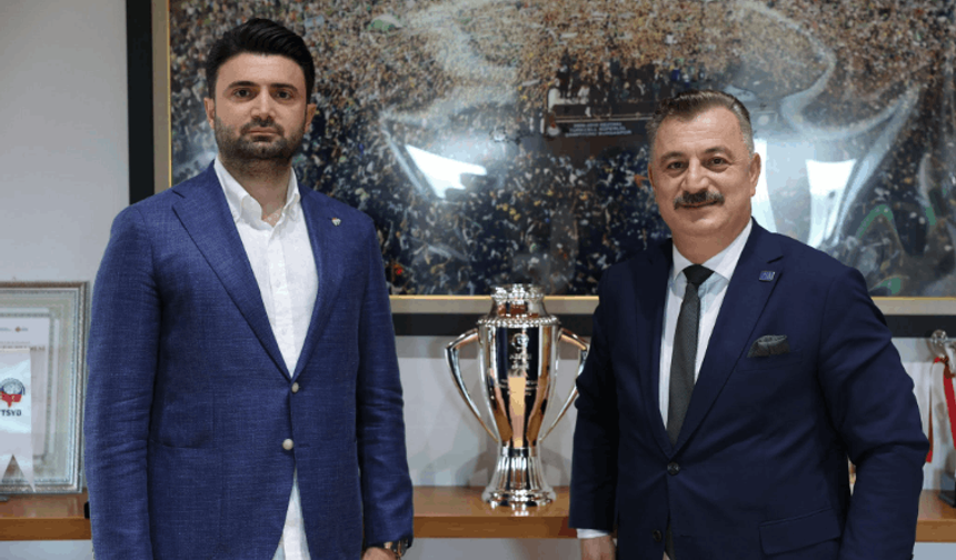A Parti'den şampiyon takıma ziyaret