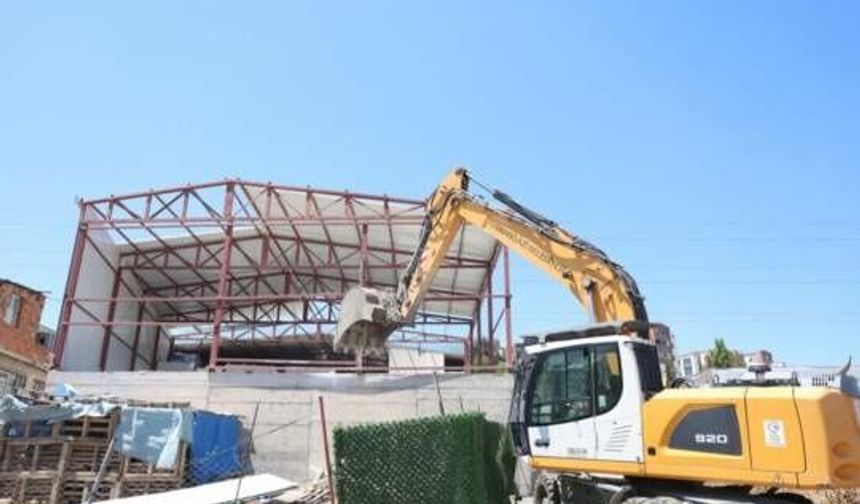 BURSA’DA KAÇAK YAPIYA GEÇİT YOK