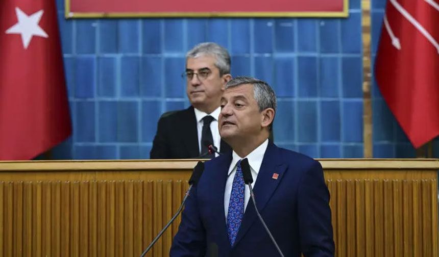 ÖZEL, CHP GRUBU'NA VEDA ETTİ: YENİ PARTİMİZİ KURUYORUZ