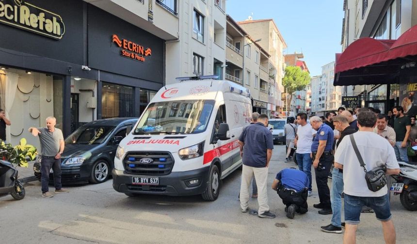 GENÇLER ARASINDA SİLAHLI KAVGA!