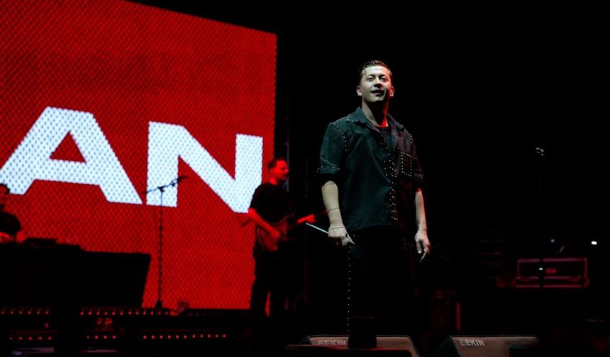 POİZİ'DEN BURSA'DA UNUTULMAZ GECE!