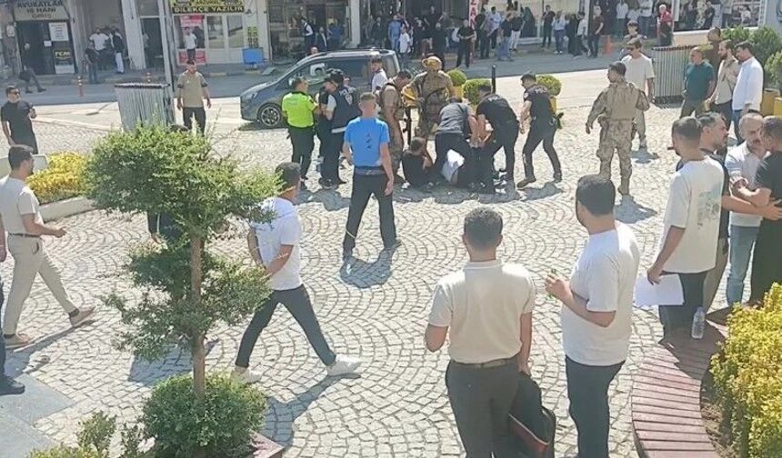 BURSA ADLİYESİ'NDE ORTALIK KARIŞTI!