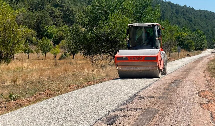 KELES’TE 3 MAHALLENİN YOLLARI YENİLENİYOR