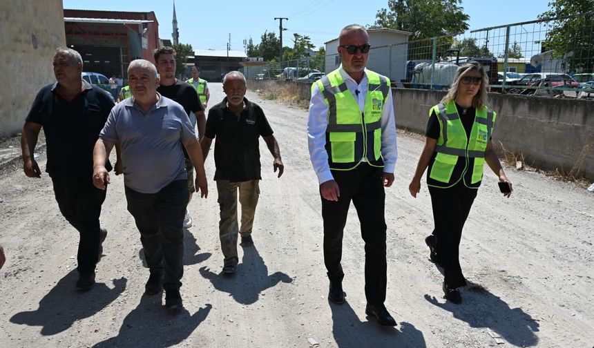 KARACABEY'DE ASFALT MESAİSİ