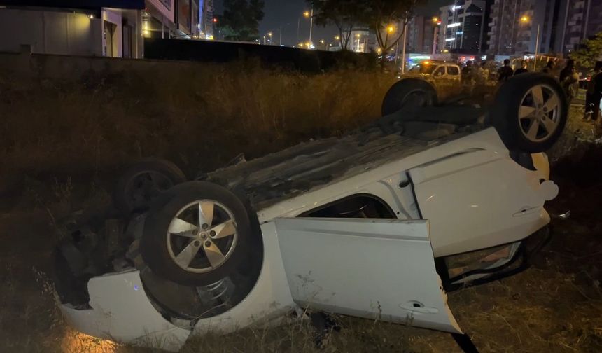BURSA’DA FECİ KAZA: 5 YARALI!