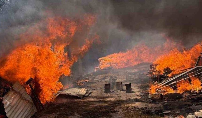BURSA’DA YÜREKLERİ AĞZA GETİREN YANGINLAR!