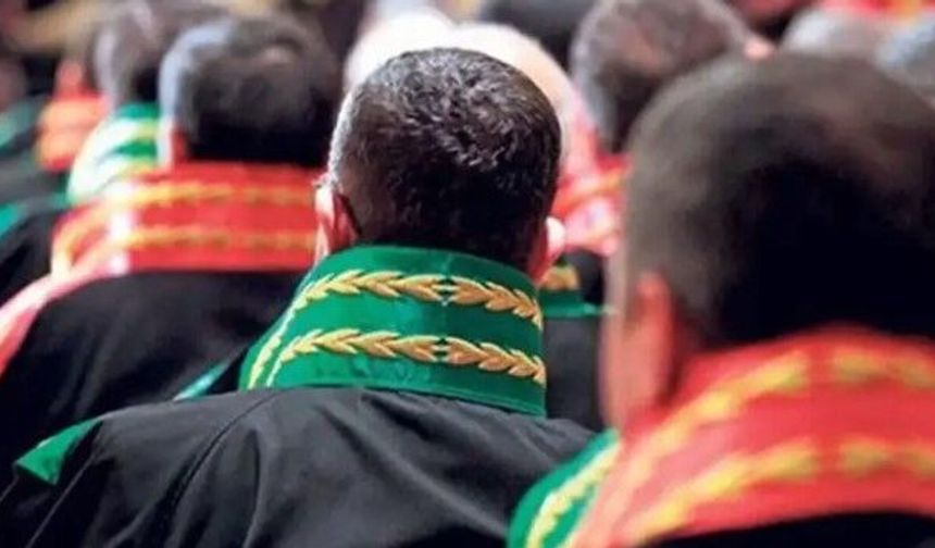 84 HAKİM VE SAVCI İHRAÇ EDİLDİ