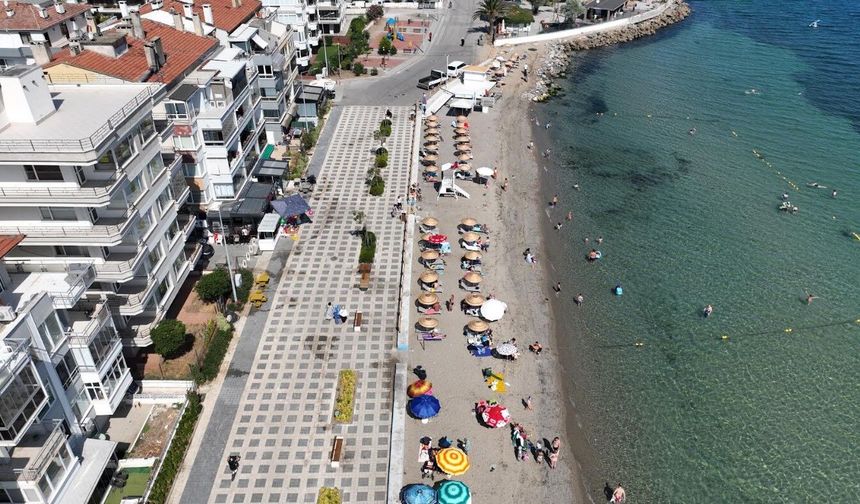 PLAJ MUDANYA KAPILARINI AÇTI!