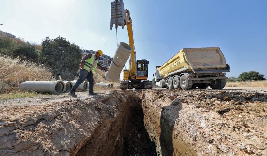BÜYÜKŞEHİR'DEN BİNLERCE METRELİK ALTYAPI YATIRIMI
