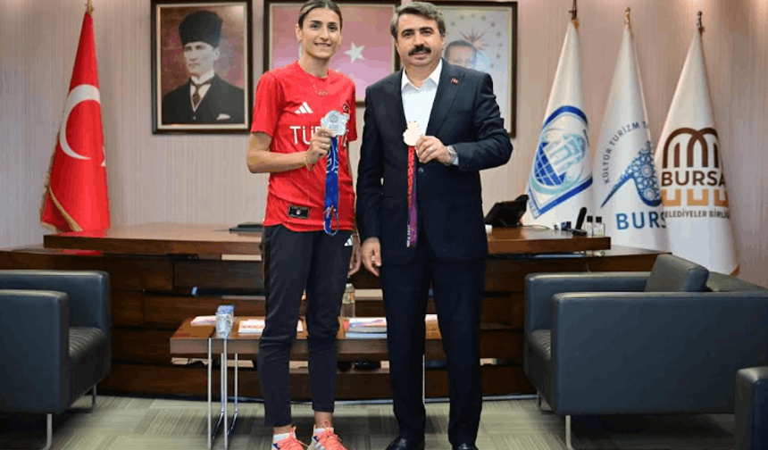 YILDIRIM’IN ALTIN KIZI ZİRVEDE