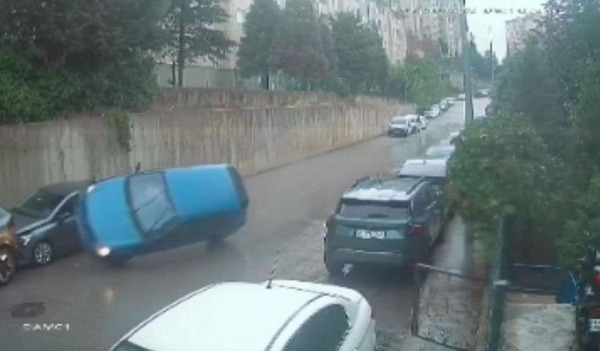 BURSA’DA YAĞMUR KAZAYI BERABERİNDE GETİRDİ!