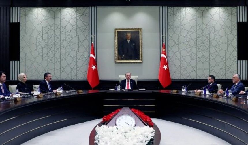 CUMHURBAŞKANLIĞI KABİNESİ BUGÜN TOPLANIYOR!