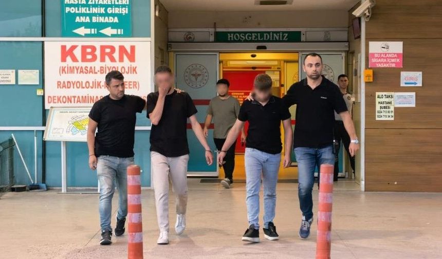 YAŞLI KADINI DOLANDIRAN ÇETE ÇÖKERTİLDİ