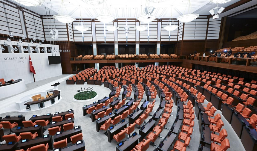SÜRESİZ NAFAKA MECLİS’E GELİYOR