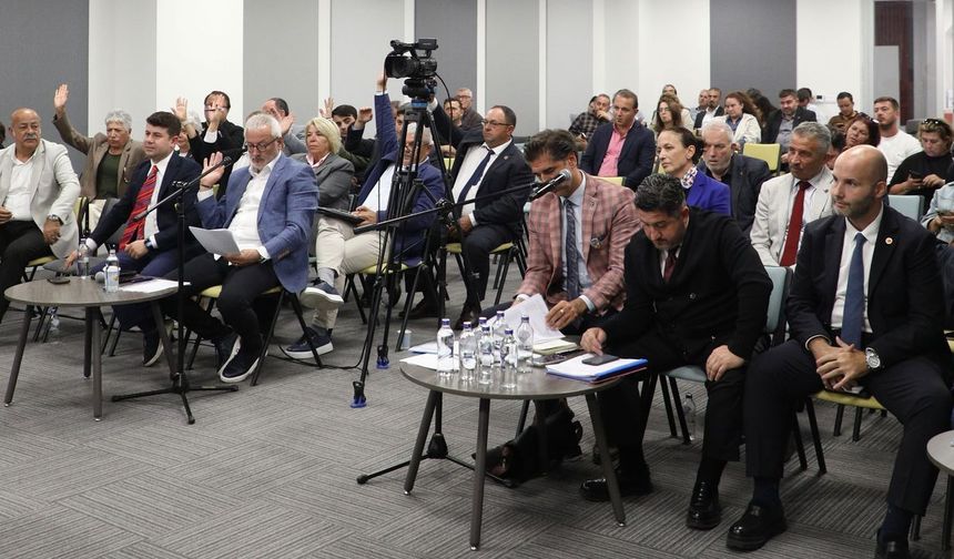 MUDANYA BELEDİYE MECLİSİ’NDE BÜTÇE KRİZİ!