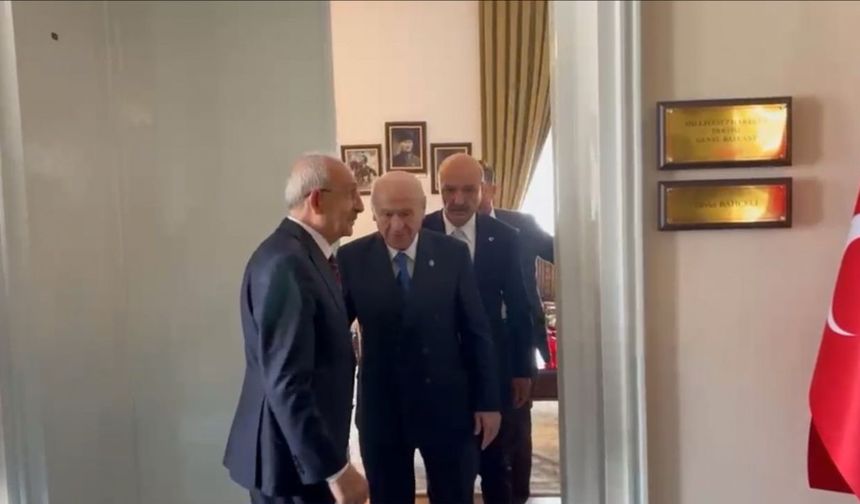 BAHÇELİ İLE KILIÇDAROĞLU ARASINDA SÜRPRİZ GÖRÜŞME