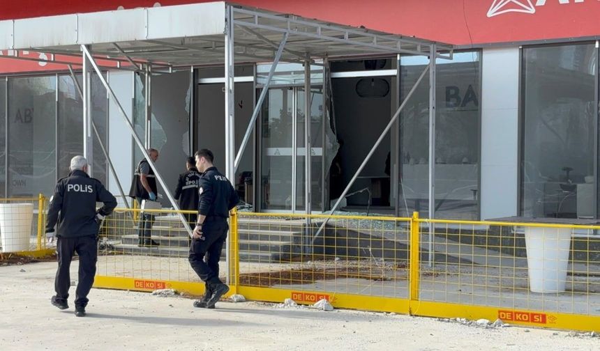 ATIŞ YAPI'NIN SATIŞ OFİSİNE SİLAHLI SALDIRI