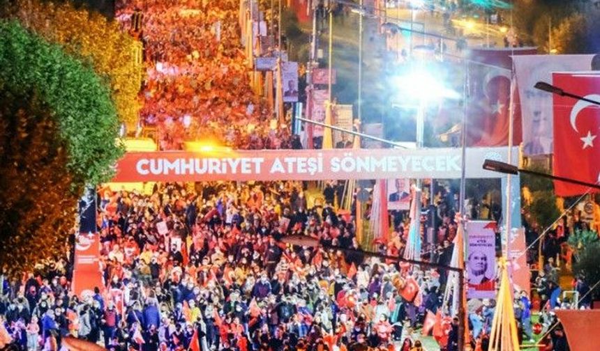 BURSA'DA 29 EKİM COŞKUYLA KUTLANACAK!