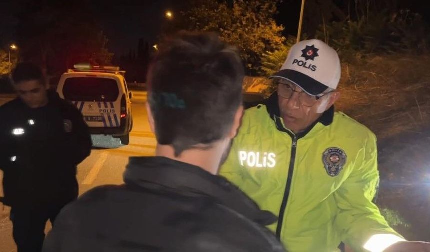 POLİSİ ÇİLEDEN ÇIKARDI: ''SEYİR HALİNDE DEĞİLİM''