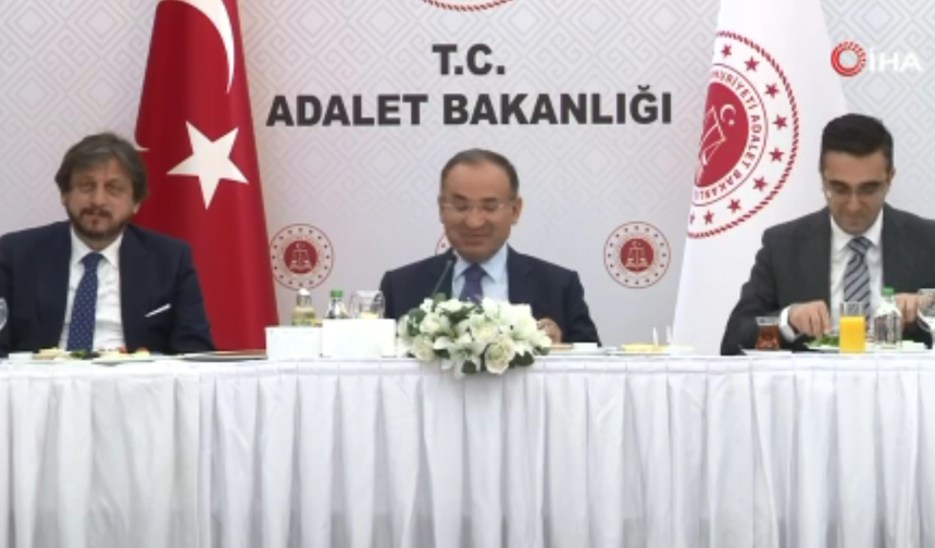 Adalet Bakanı Bozdağ: “Bugüne kadar ABD, Gülen’in iade talebine olumlu cevap vermedi”