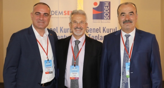 4-CHPLİ-BELEDİYE-BAŞKANLARI-TURGAY-ERDEM-HAYRİ-TÜRKYILMAZ-UĞUR-SERTASLAN