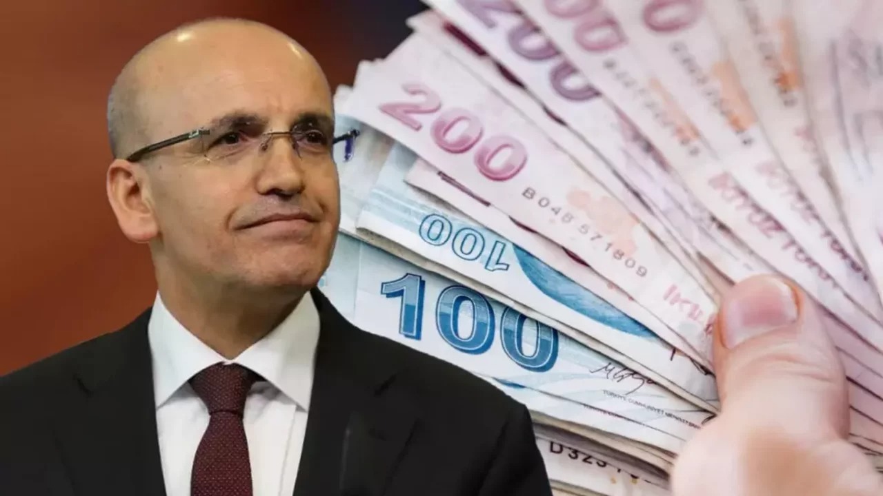 Kamu maaşlarına düzenleme sinyali!