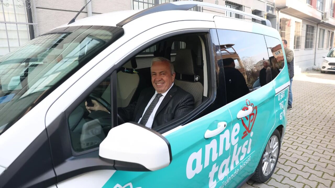 Şadi Özdemir taksi direksiyonuna geçti