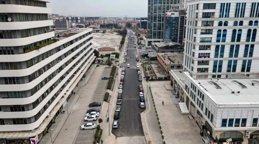 Bursa’da o cadde yenilendi