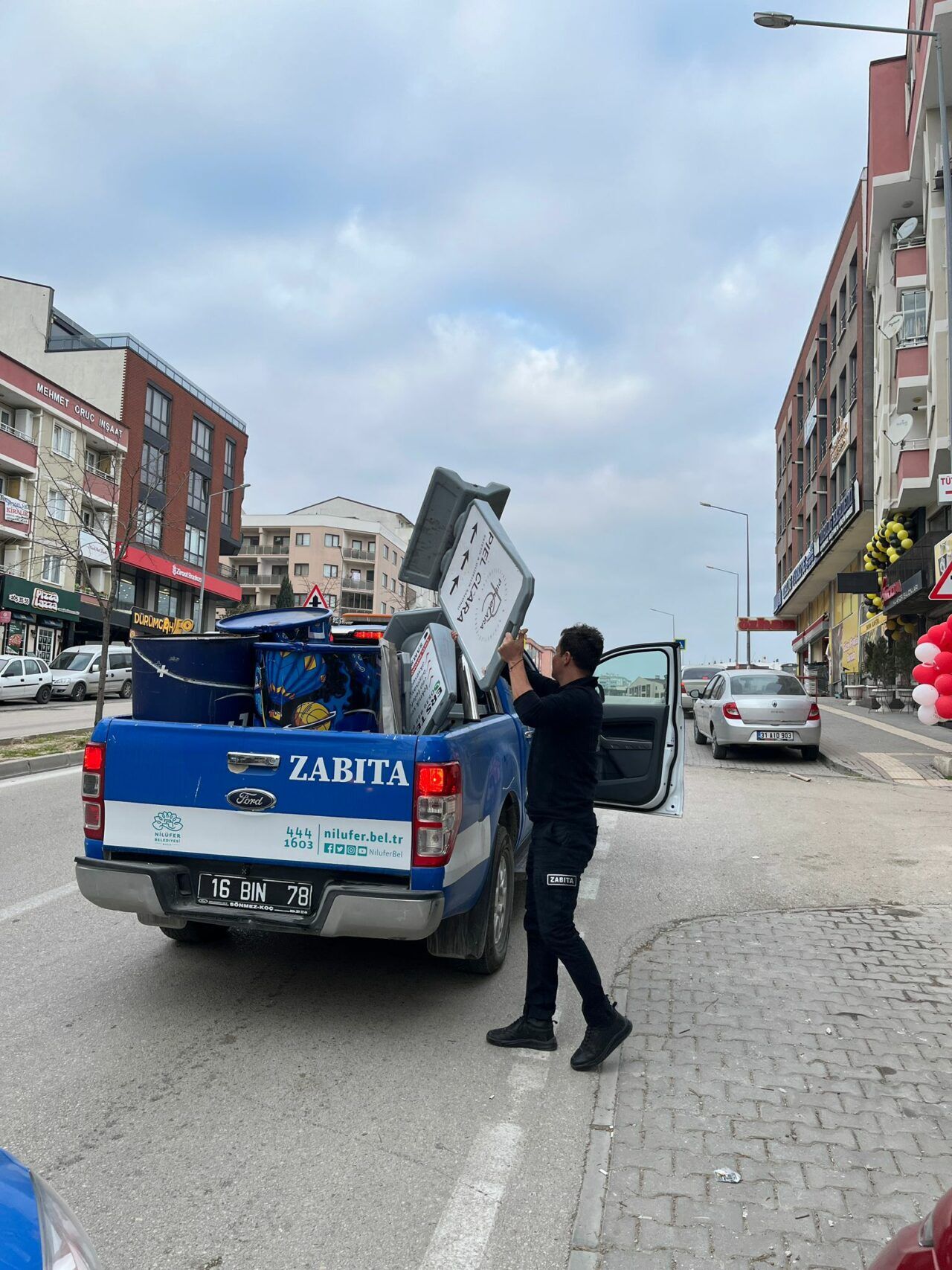 Bursa zabıtası görev başında