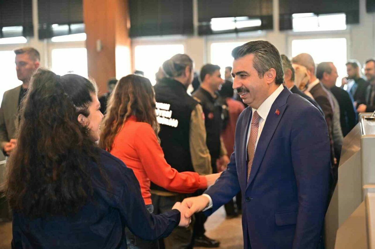 Başkanı Yılmaz, çalışanlarla bayramlaştı