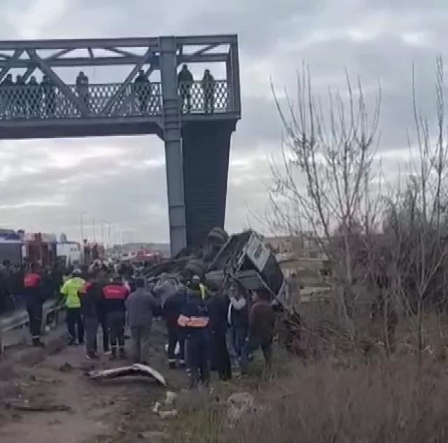 Ankara'da feci kaza: 4 kişi hayatını kaybetti