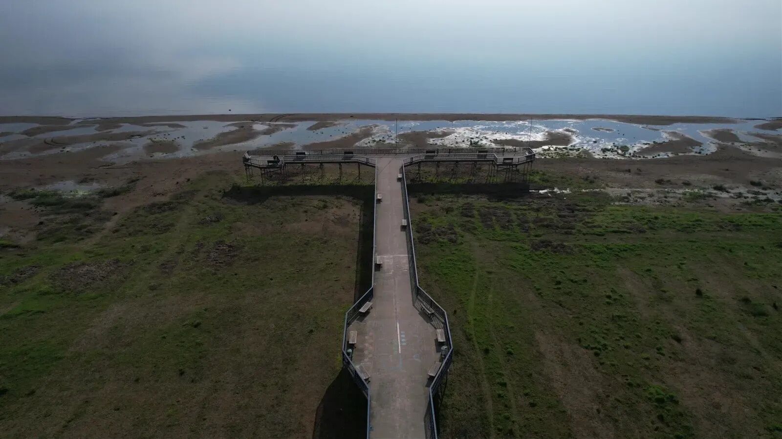 İznik Gölü 300 metre çekildi!