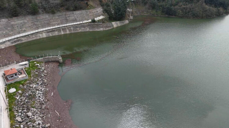 BURSA'DA KURAKLIK BİTTİ KAPAKLAR AÇILDI